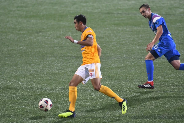 Sơ đồ chiến thuật 3-2-3-2 là gì?