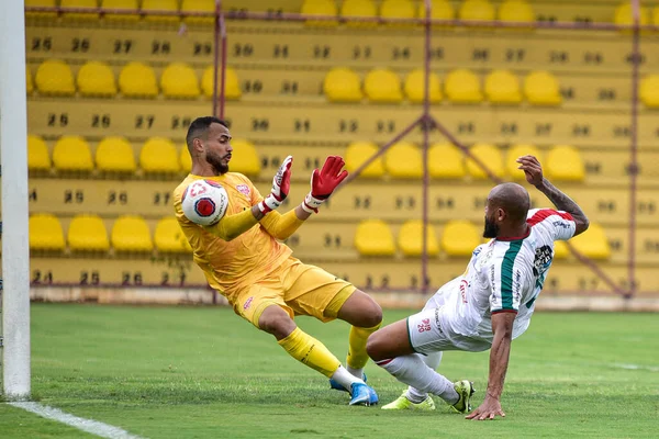 Sơ đồ chiến thuật 3-2-3-2 là gì?