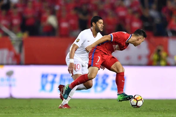 Sơ đồ chiến thuật 4-4-1-1 là gì?